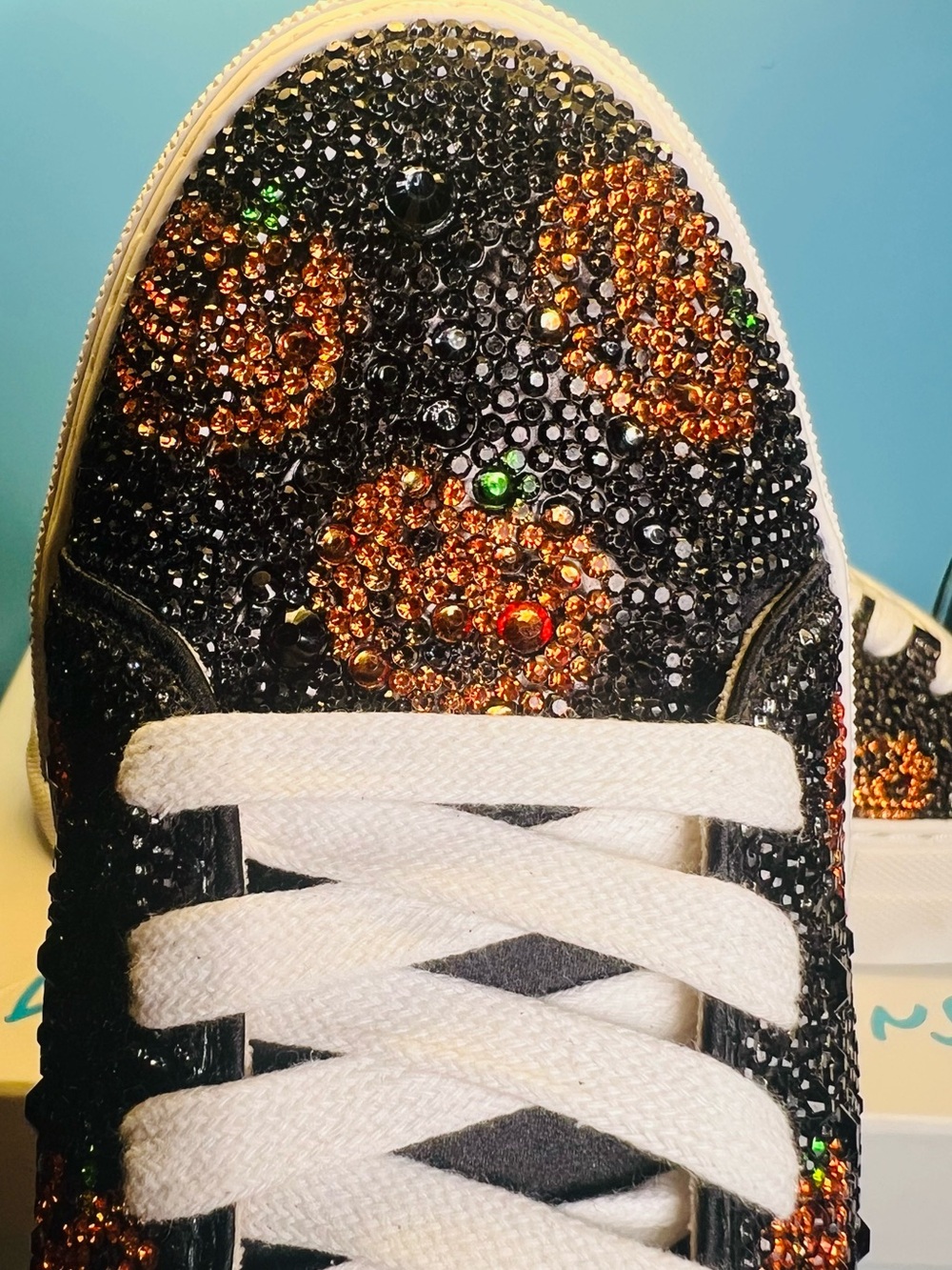 Betsey Johnson Sidny Halloween Rhinestone Pumpkin Platform Sneakers 7.5 left NIB - Picture 6 of 13